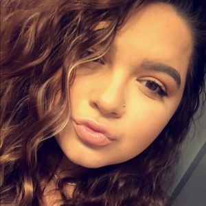 Meet your Posher, Jaya